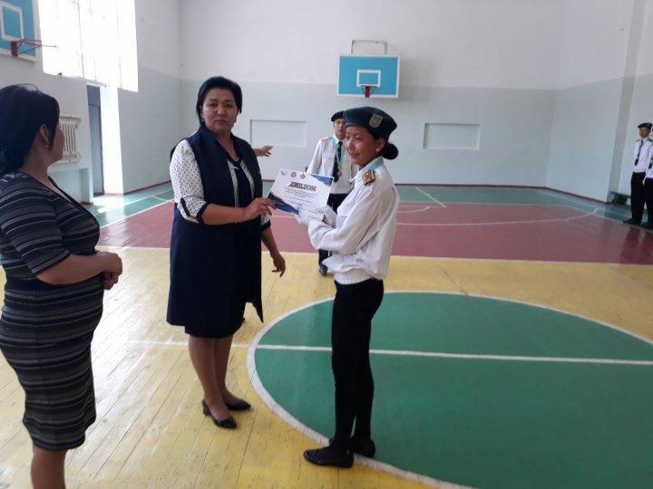 Сапта жүріп ән айту байқауы