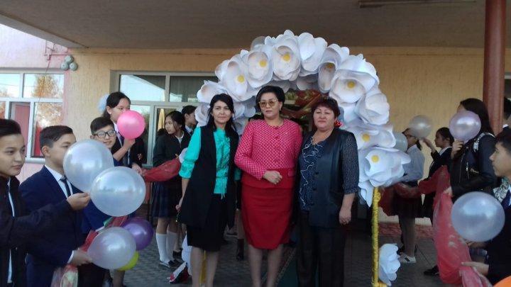 "Ұстазым менің,қамқоршым едің" ұстаздар күніне арналған іс-шаралар