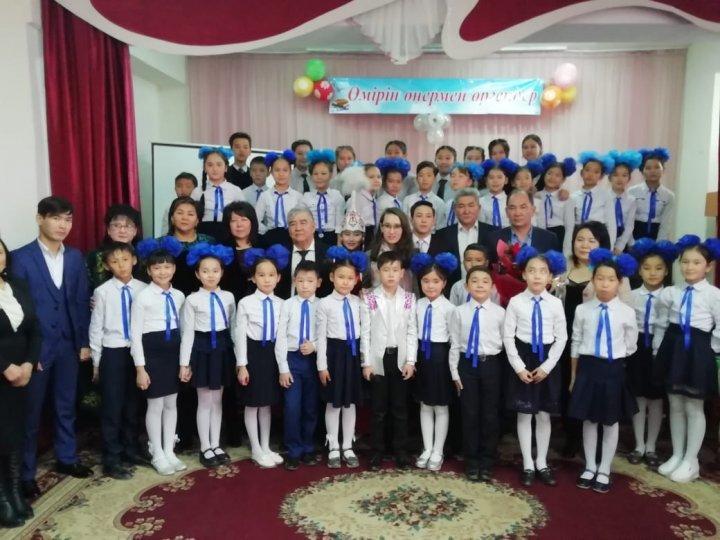 "Өмірін өнермен өргендер" атты әдеби ақын-жазушылармен сырласу кеші